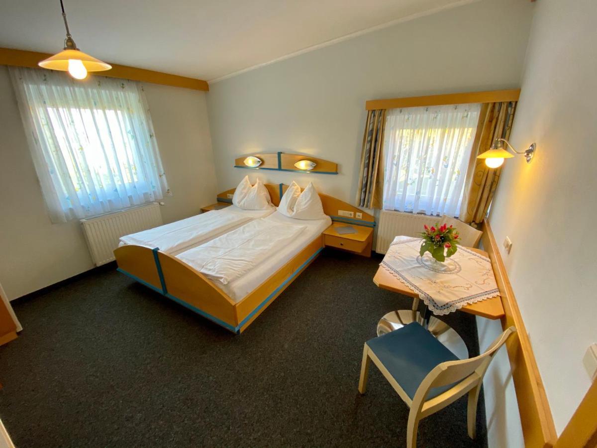 Pension Traude Graz Exterior photo